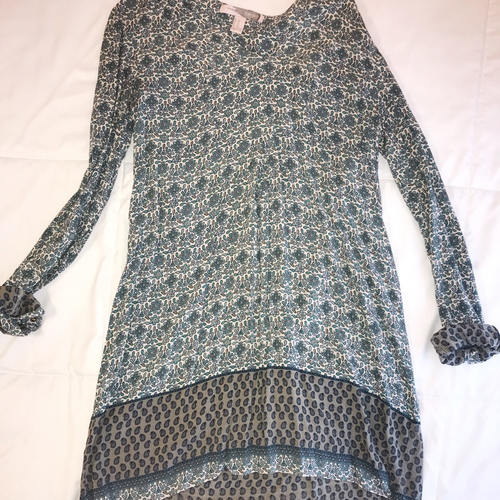 Forever 21 flows floral long sleeved dress